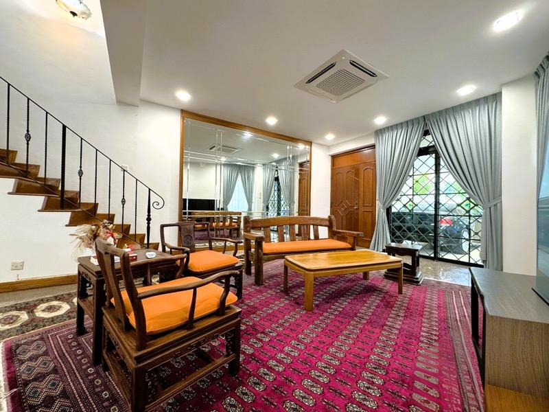 Saint Nicholas View Semi-Detached House For Sale, $4,650,000, 5 Bed 4 Bath 2,700 sqft $890.00 psf