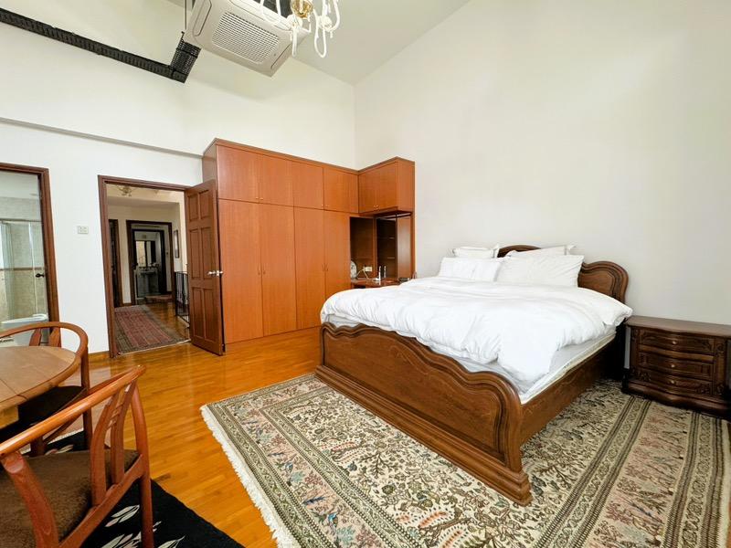 Saint Nicholas View Semi-Detached House For Sale, $4,650,000, 5 Bed 4 Bath 2,700 sqft $890.00 psf