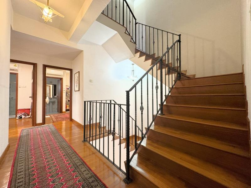 Saint Nicholas View Semi-Detached House For Sale, $4,650,000, 5 Bed 4 Bath 2,700 sqft $890.00 psf