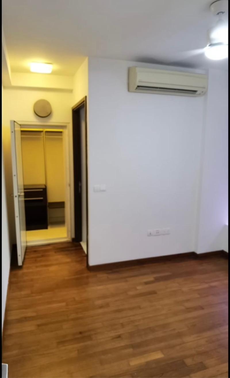 Airstream Condominium For Sale, $799,000, 1 Bed 1 Bath 506 sqft $1,579.00 psf