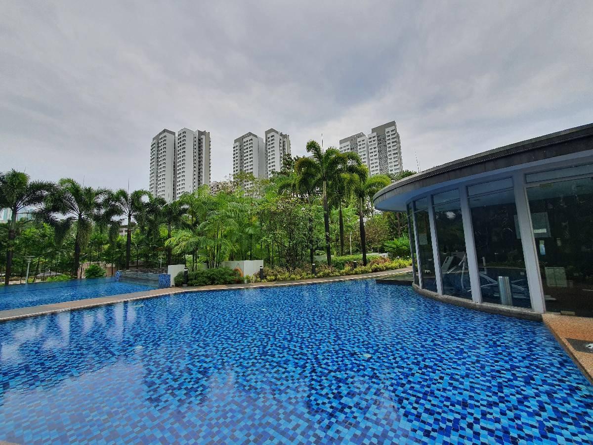 Leicester Suites Condominium For Sale, $899,900, 1 Bed 1 Bath 453 sqft $1,987.00 psf