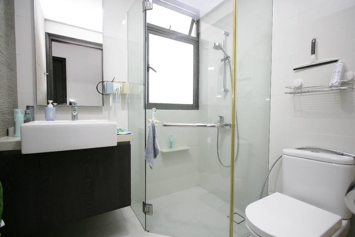 R Maisons (The Maisons) Condominium For Sale, $1,600,000, 2 Bed 2 Bath 936 sqft $1,709.00 psf