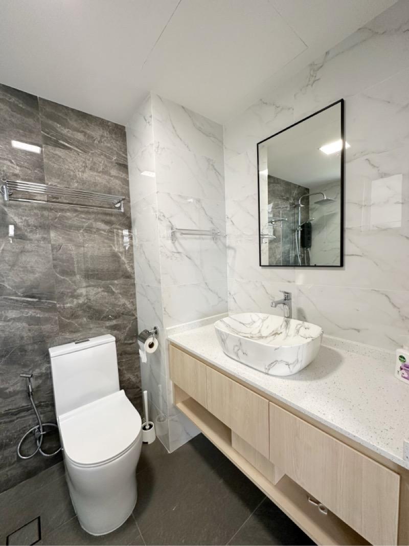 BULLION PARK Condominium For Sale, $1,480,000, 2 Bed 2 Bath 807 sqft $1,834.00 psf