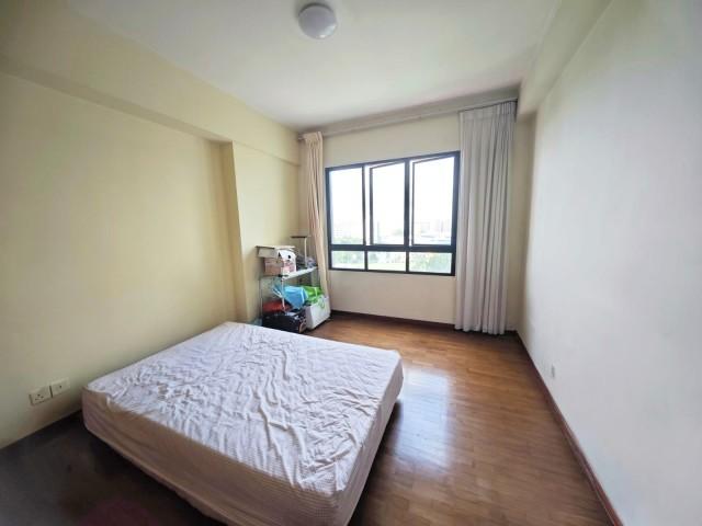 Woodsvale Condominium For Sale, $1,299,998, 3 Bed 3 Bath 1,292 sqft $1,006.00 psf