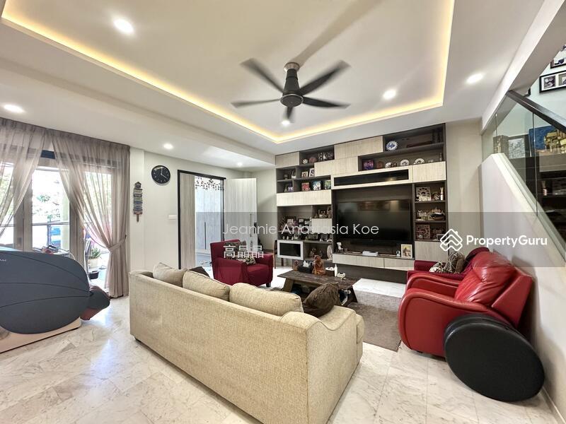 Prop-GPT: Terrace: D14 Eunos Reno 2 Storey Terrace @ Lorong Marican/ Lorong Salleh/ Jalan Ismail