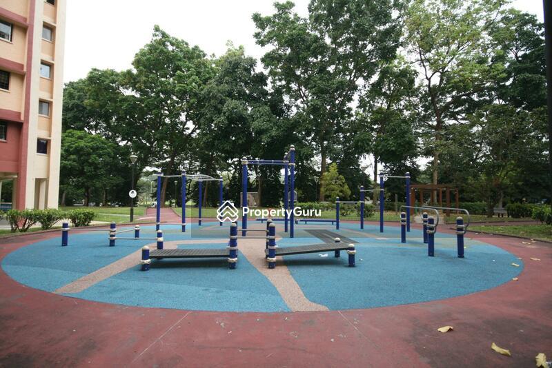 308 Jurong East Street 32