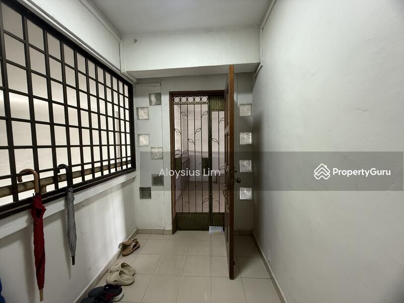 308 Jurong East Street 32