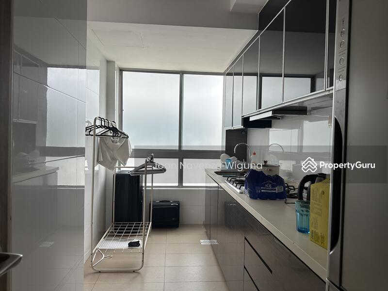 Apartment for Sale: Cairnhill, D09, 228697