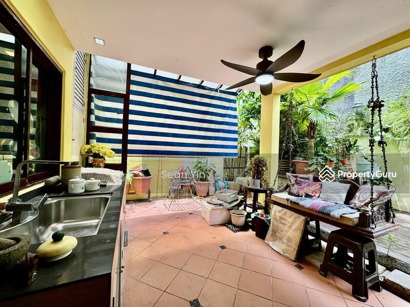 Corner Terrace for Sale: Bayshore, D16, 468019
