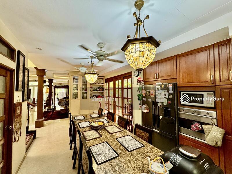 Corner Terrace for Sale: Bayshore, D16, 468019