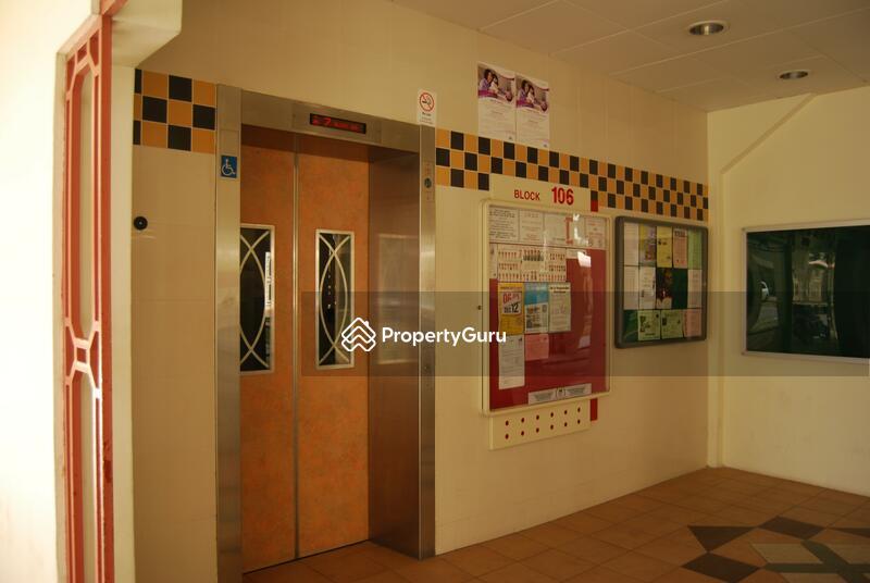 106 Pasir Ris Street 12
