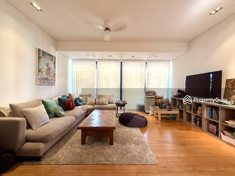 Terrace for Sale: D19, 556296