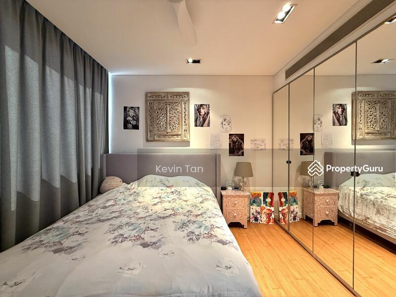 Terrace for Sale: D19, 556296
