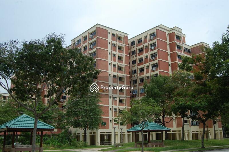 327 Tampines Street 32