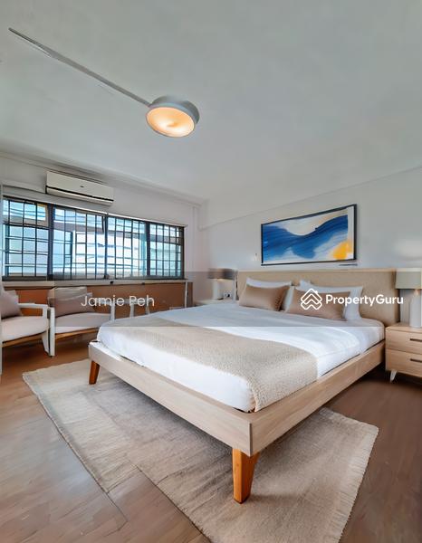 327 Tampines Street 32