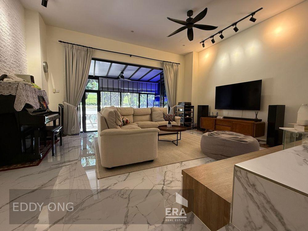 Terrace for Sale: Westwood Terrace, Boon Lay, D22, 648599