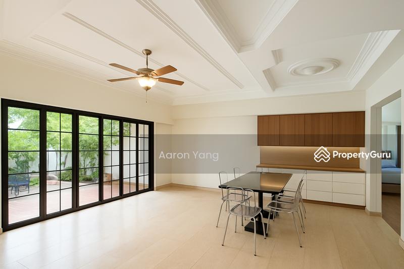 Prop-GPT: Terrace: D15 Katong Quiet Lane. 3 Sty Ensuite. Wide Frontage