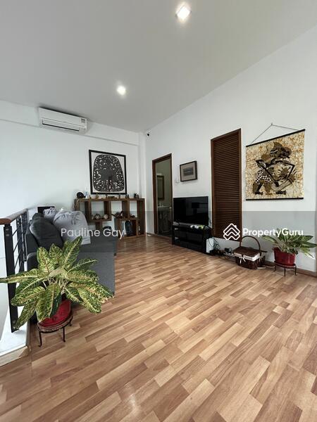 Resort like well maintained corner terrace for sale