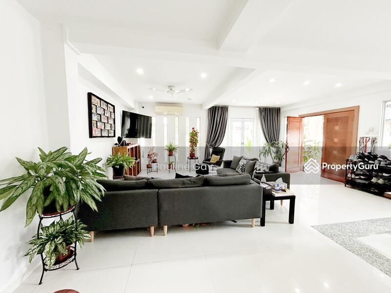 Resort like well maintained corner terrace for sale