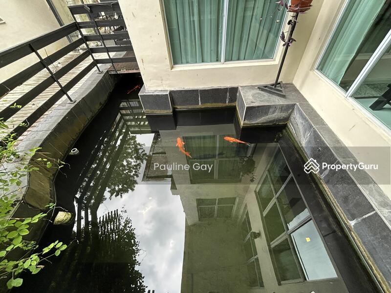 Resort like well maintained corner terrace for sale