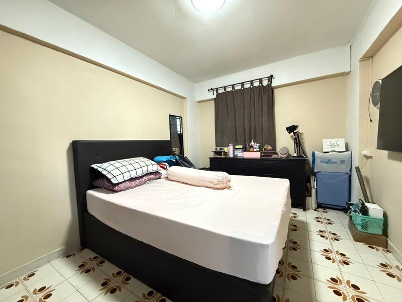 HDB Apartment for Sale: Hougang, D19, 530114