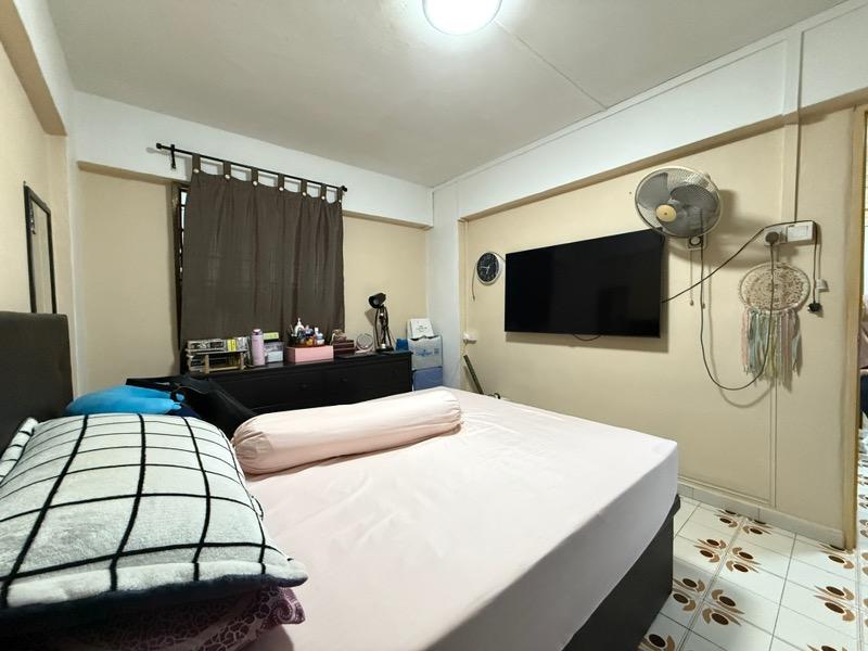 HDB Apartment for Sale: Hougang, D19, 530114