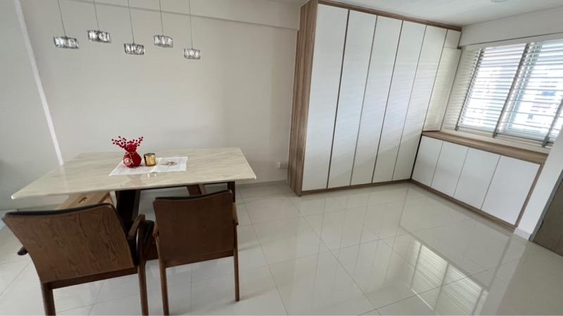 523 Ang Mo Kio Avenue 5 HDB Apartment For Sale, $560,000, 2 Bed 2 Bath 731 sqft $766.00 psf