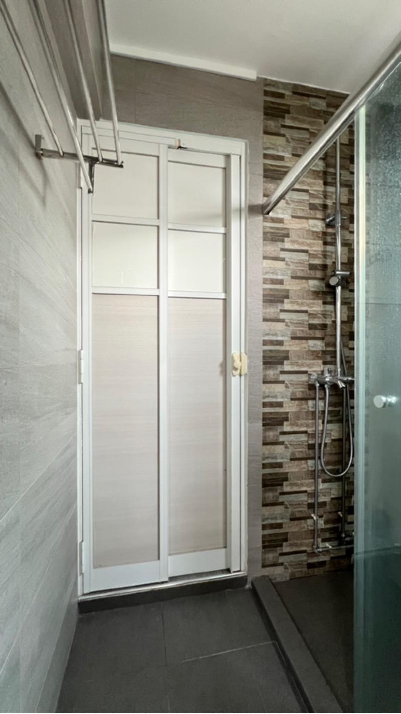 523 Ang Mo Kio Avenue 5 HDB Apartment For Sale, $560,000, 2 Bed 2 Bath 731 sqft $766.00 psf