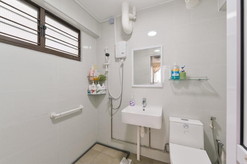 142 Bishan Street 12 HDB Apartment For Sale, $940,000, 3 Bed 2 Bath 1,280 sqft $734.00 psf