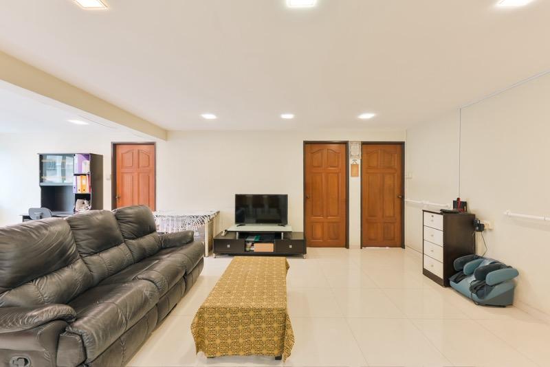 142 Bishan Street 12 HDB Apartment For Sale, $940,000, 3 Bed 2 Bath 1,280 sqft $734.00 psf