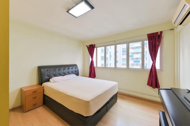 142 Bishan Street 12 HDB Apartment For Sale, $940,000, 3 Bed 2 Bath 1,280 sqft $734.00 psf