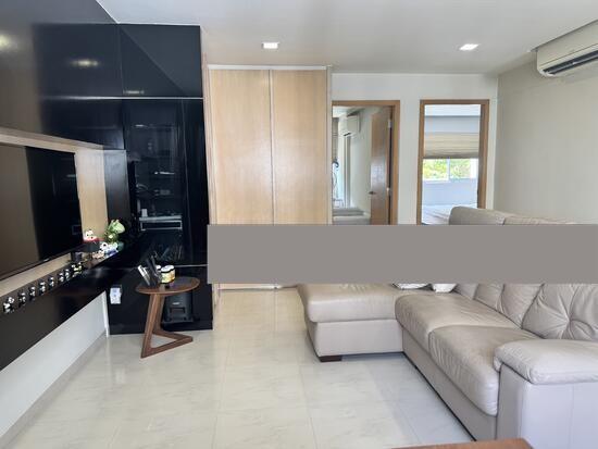 Prop-GPT: HDB Apartment: D18 Tampines 283 Tampines Street 22