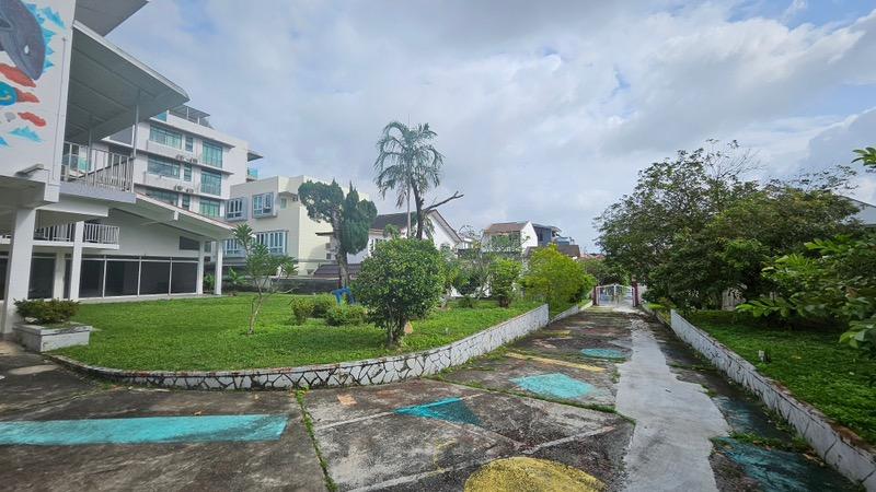 Hillside Drive for Rebuilt Detached House For Sale, $18,800,000, 5 Bed 3 Bath 3,000 sqft $1,222.00 psf