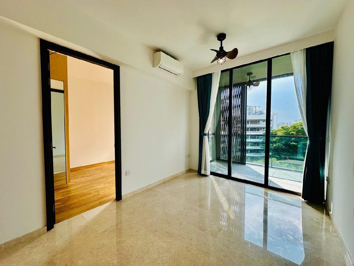 Prop-GPT: Condominium: D15 Amber Road Meyer Mansion