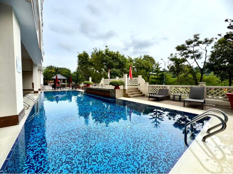 Sherwood Condo Condominium For Sale, $1,450,000, 2 Bed 2 Bath 904 sqft $1,604.00 psf