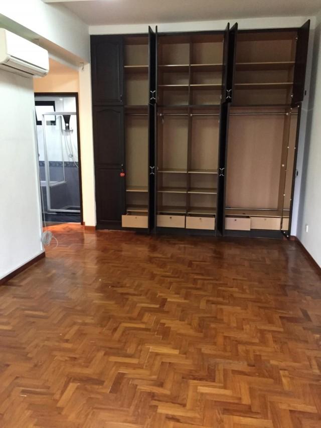 Chiltern Park Condominium For Sale, $2,480,000, 4 Bed 4 Bath 1,572 sqft $1,578.00 psf