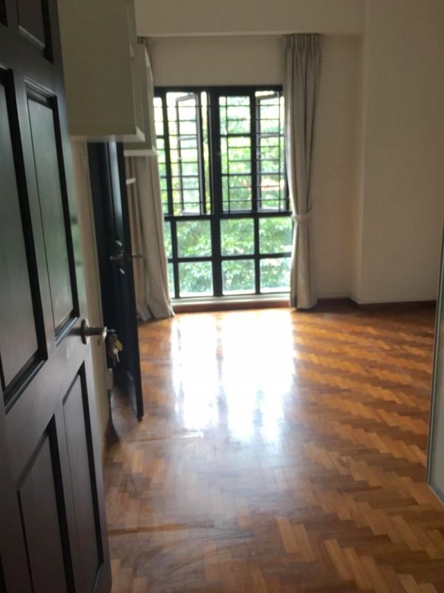 Chiltern Park Condominium For Sale, $2,480,000, 4 Bed 4 Bath 1,572 sqft $1,578.00 psf