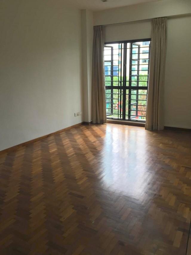 Chiltern Park Condominium For Sale, $2,480,000, 4 Bed 4 Bath 1,572 sqft $1,578.00 psf