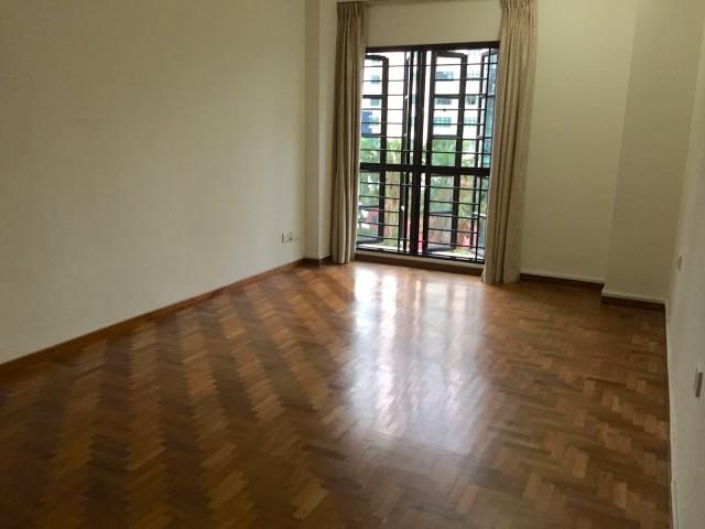 Chiltern Park Condominium For Sale, $2,480,000, 4 Bed 4 Bath 1,572 sqft $1,578.00 psf