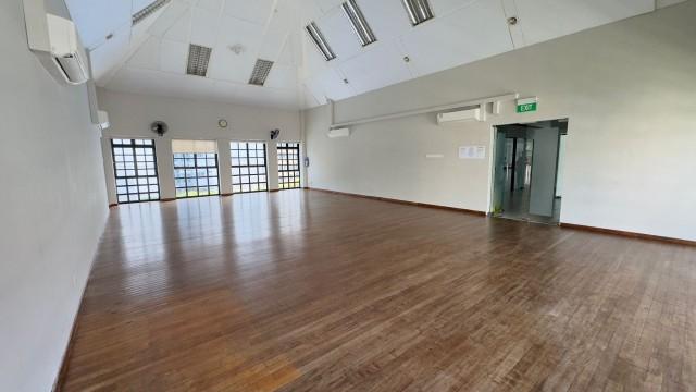 Chiltern Park Condominium For Sale, $2,480,000, 4 Bed 4 Bath 1,572 sqft $1,578.00 psf