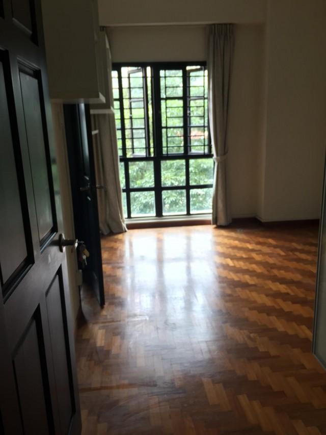 Chiltern Park Condominium For Sale, $2,480,000, 4 Bed 4 Bath 1,572 sqft $1,578.00 psf