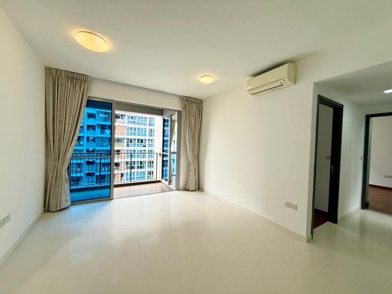 Q Bay Residences Condominium For Sale, $1,290,000, 2 Bed 2 Bath 829 sqft $1,556.00 psf