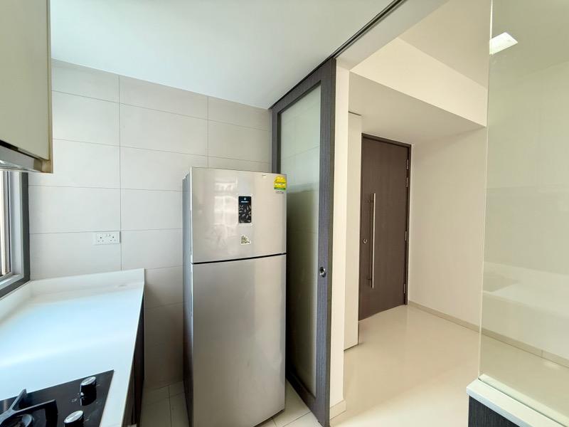 Q Bay Residences Condominium For Sale, $1,290,000, 2 Bed 2 Bath 829 sqft $1,556.00 psf