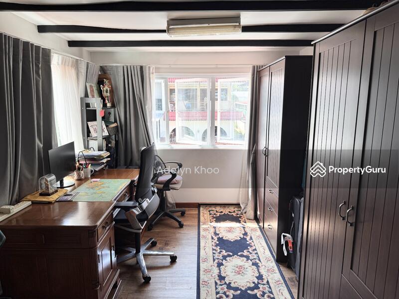 ADELYN 93259988 TOP SCHOOLS, LANDED OPPORTUNITY,BEAUTIFUL SEMI D @ JALAN PARI KIKIS 