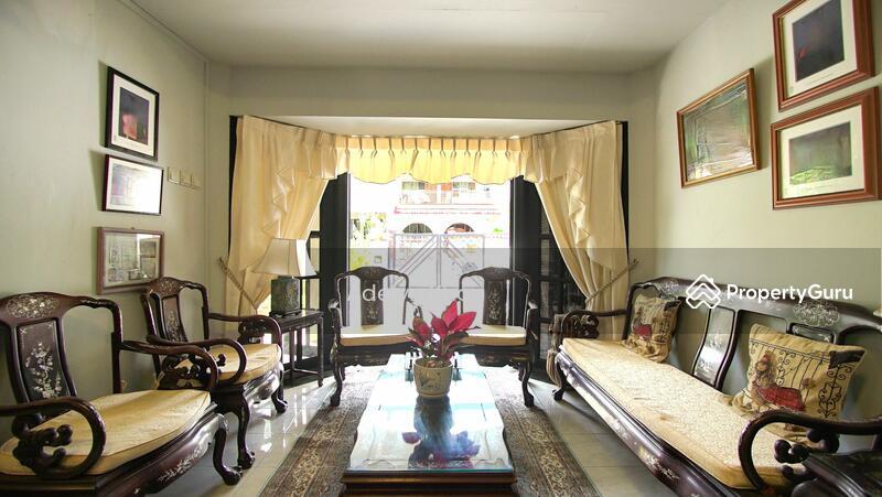 ADELYN 93259988 TOP SCHOOLS, LANDED OPPORTUNITY,BEAUTIFUL SEMI D @ JALAN PARI KIKIS 