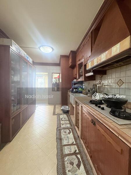 402 Woodlands Street 41