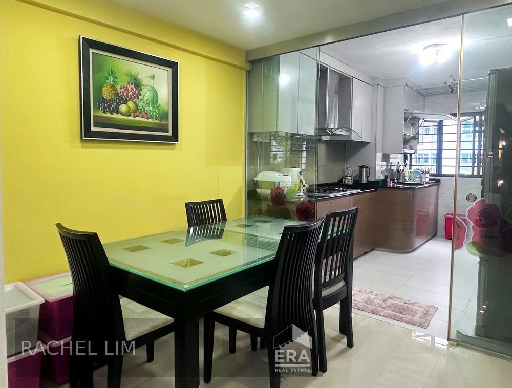 Well Renovated, Move-in Condition, Surrounded by Amenities