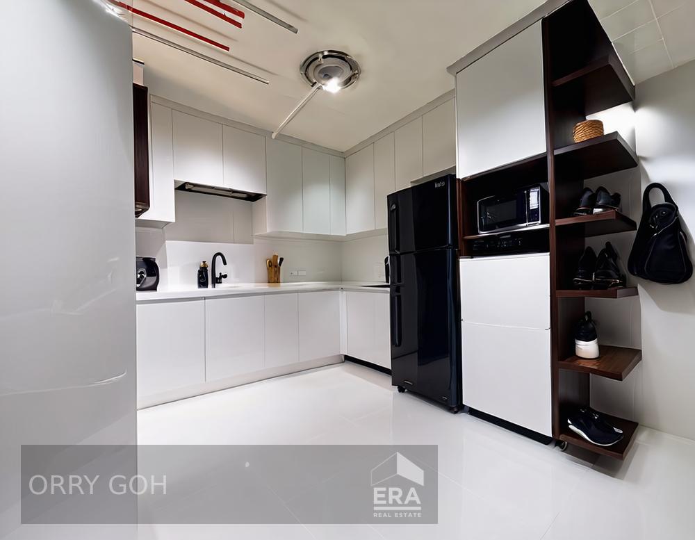 HDB - 3 room for Sale: Serangoon North Avenue 4, Serangoon, D19, 550529