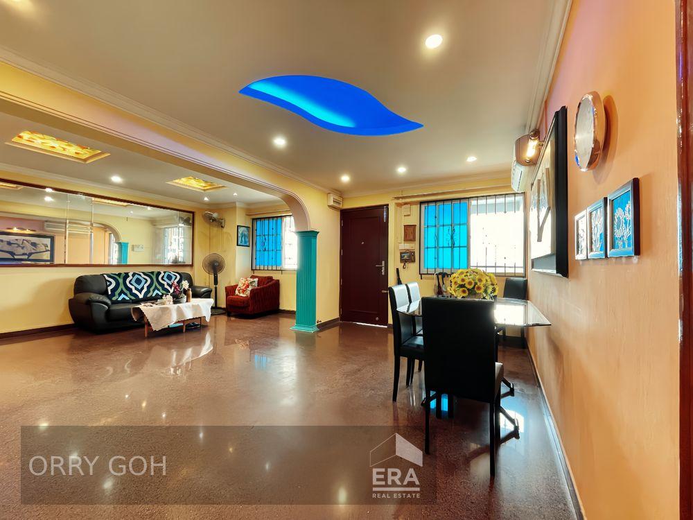 HDB - 3 room for Sale: Serangoon North Avenue 4, Serangoon, D19, 550529