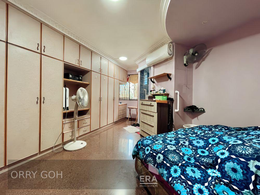 HDB - 3 room for Sale: Serangoon North Avenue 4, Serangoon, D19, 550529